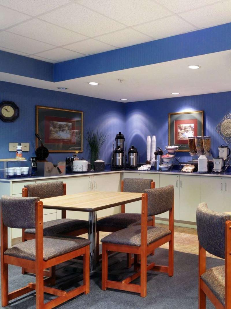 Microtel & By Wyndham Bossier Hotel